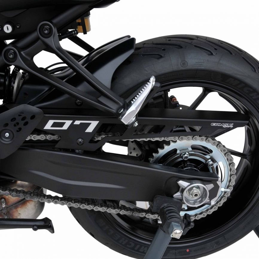 garde boue arrière evo en 2 parts ermax for mt07(fz 7 ) 2014-2017 