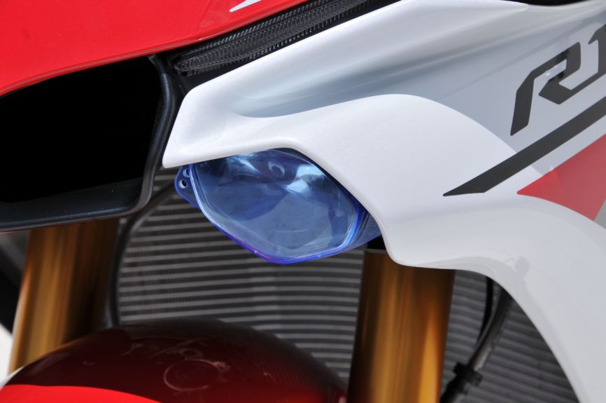 headlight screen ermax for YZF R1 2015/2019 