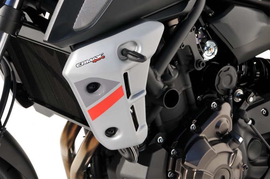 kühlerseitenverkleidung Ermax für mt07(fz 7 ) 2018/2020 