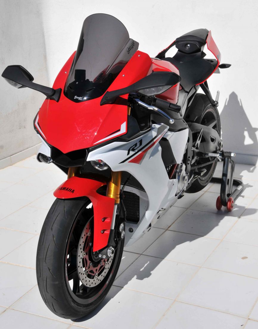 R1 sales 2015 red